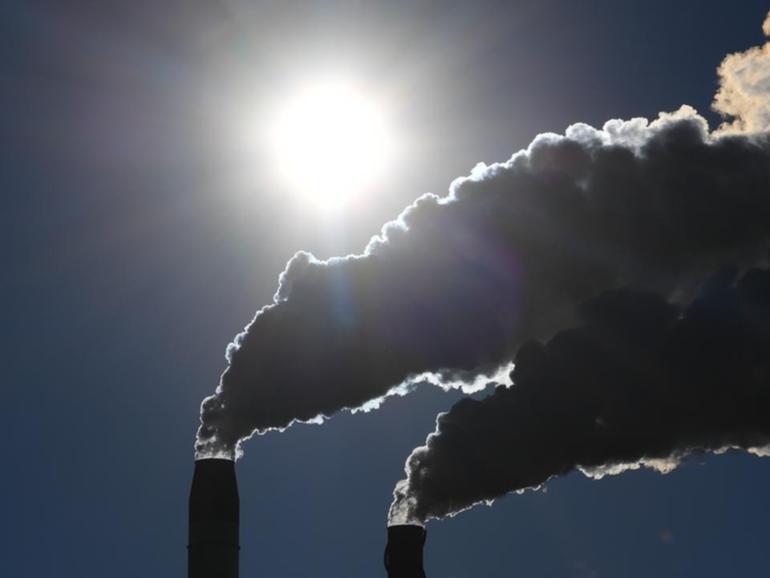 NAB's customers in the fossil fuel sector may face trouble getting finance without a climate plan. (Dave Hunt/AAP PHOTOS)