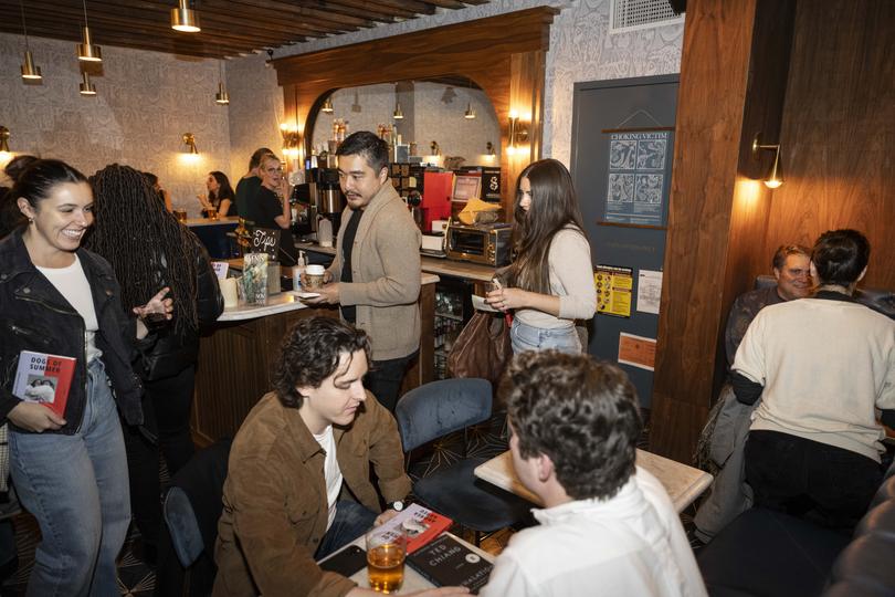 At a meeting of the new After Hours Book Club, single attendees gathered at the bookseller in Lower Manhattan for an evening of wine, beer and discussion about “Dogs of Summer,” a novel by Andrea Abreu. 