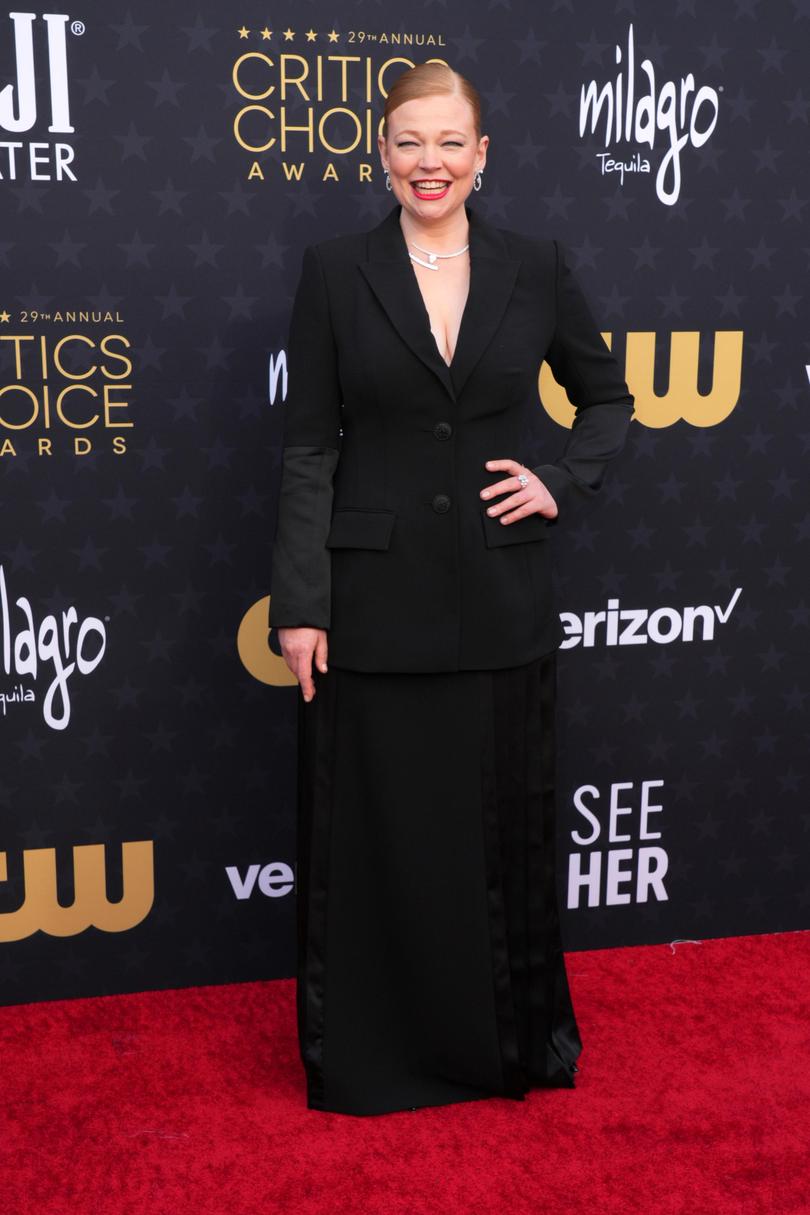 Aussie actress Sarah Snook wore a black two piece. 