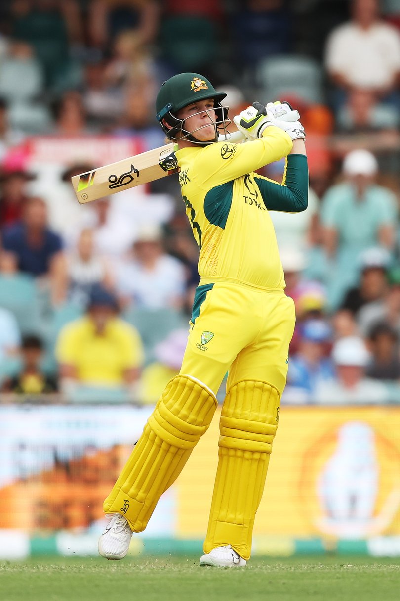 CANBERRA, AUSTRALIA - FEBRUARY 06:  Jake Fraser-McGurk of Australia bats during game three of the Men's One Day International match between Australia and West Indies at Manuka Oval on February 06, 2024 in Canberra, Australia. (Photo by Matt King/Getty Images)