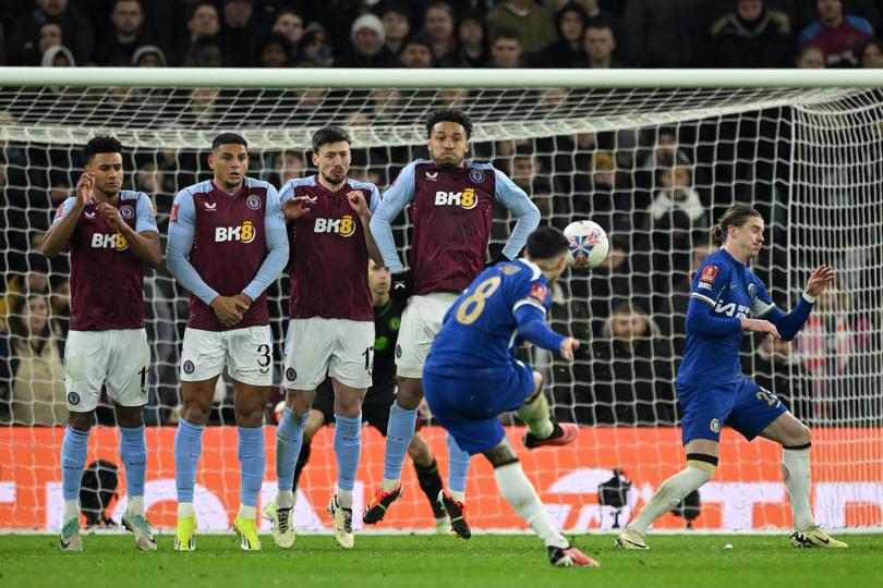 BIRMINGHAM, ENGLAND - FEBRUARY 07: Enzo Fernandez of Chelsea scores his team's third goal from a direct free-kick during the Emirates FA Cup Fourth Round Replay match between Aston Villa and Chelsea at Villa Park on February 07, 2024 in Birmingham, England. (Photo by Clive Mason/Getty Images)