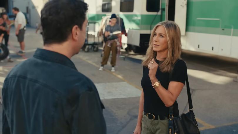 'Friends' stars Jennifer Aniston and David Schwimmer reunite for a Super Bowl ad, where the actress forgets her former castmate. 