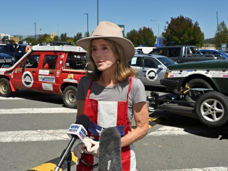 US Ambassador Caroline Kennedy will drive a beat-up Ford Falcon in a charity rally. (Mick Tsikas/AAP PHOTOS)