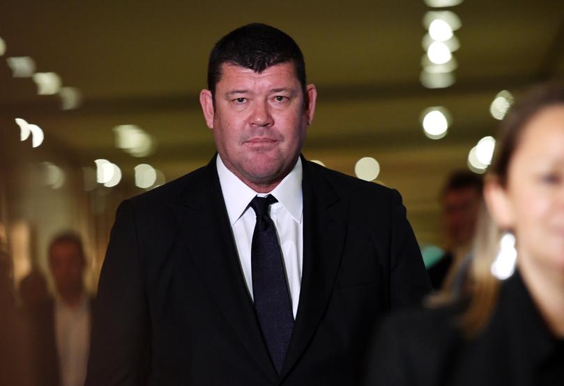 James Packer leaves the Crown Resorts AGM in 2017.
