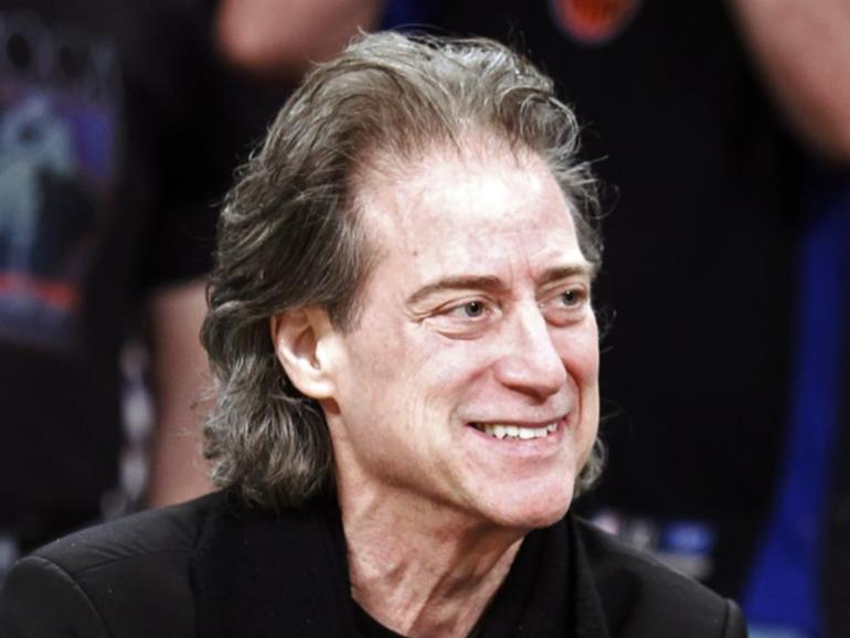 Comedian Richard Lewis, known for exploring his neuroses in frantic diatribes, has died aged 76. 
