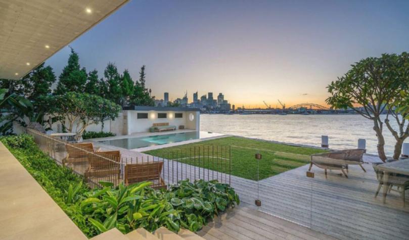 This Sydney harbour waterfront property in Darling Point could be yours for $70 million.