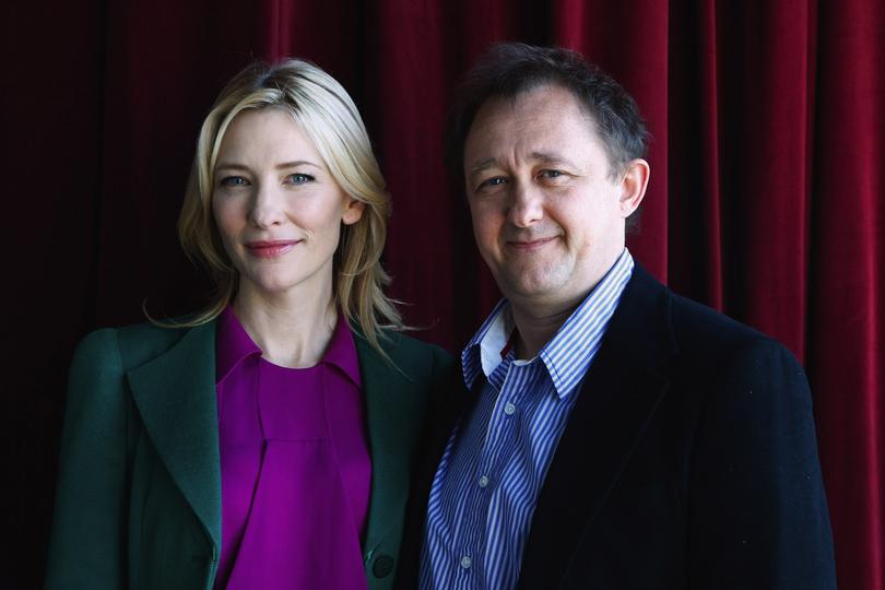 SYDNEY, AUSTRALIA - SEPTEMBER 01:  Cate Blanchett and husband Andrew Upton pose at Sydney Theatre on September 01, 2008.  (Photo by Gaye Gerard/Getty Images) *** Local Caption *** Cate Blanchett; Andrew Upton