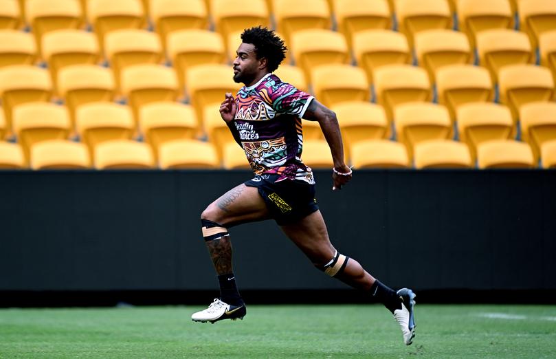 BRISBANE, AUSTRALIA - MARCH 11: Ezra Mam runs during a Brisbane Broncos NRL training session at Suncorp Stadium on March 11, 2024 in Brisbane, Australia. (Photo by Bradley Kanaris/Getty Images)