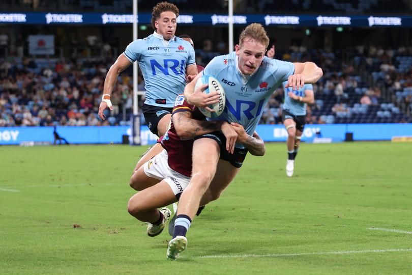 SYDNEY, AUSTRALIA - MARCH 08: Max Jorgensen of the Waratahs scores a try during the round three Super Rugby Pacific match between NSW Waratahs and Highlanders at Allianz Stadium, on March 08, 2024, in Sydney, Australia. (Photo by Mark Metcalfe/Getty Images)