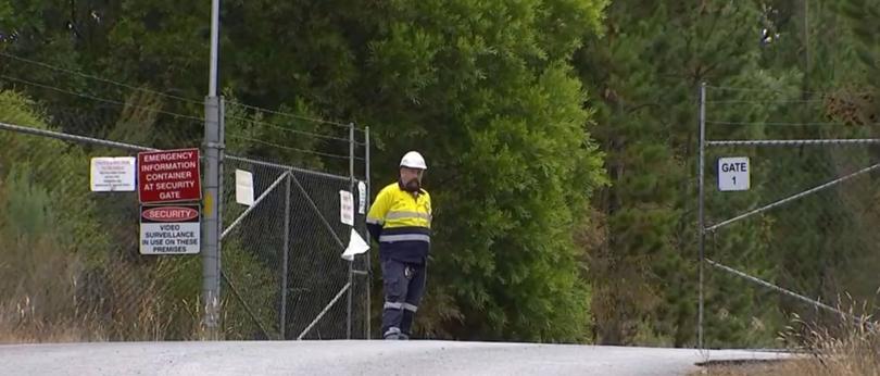 Two miners were pinned by fallen rocks at the mine on Woolshed Gully Drive at Mount Clear.