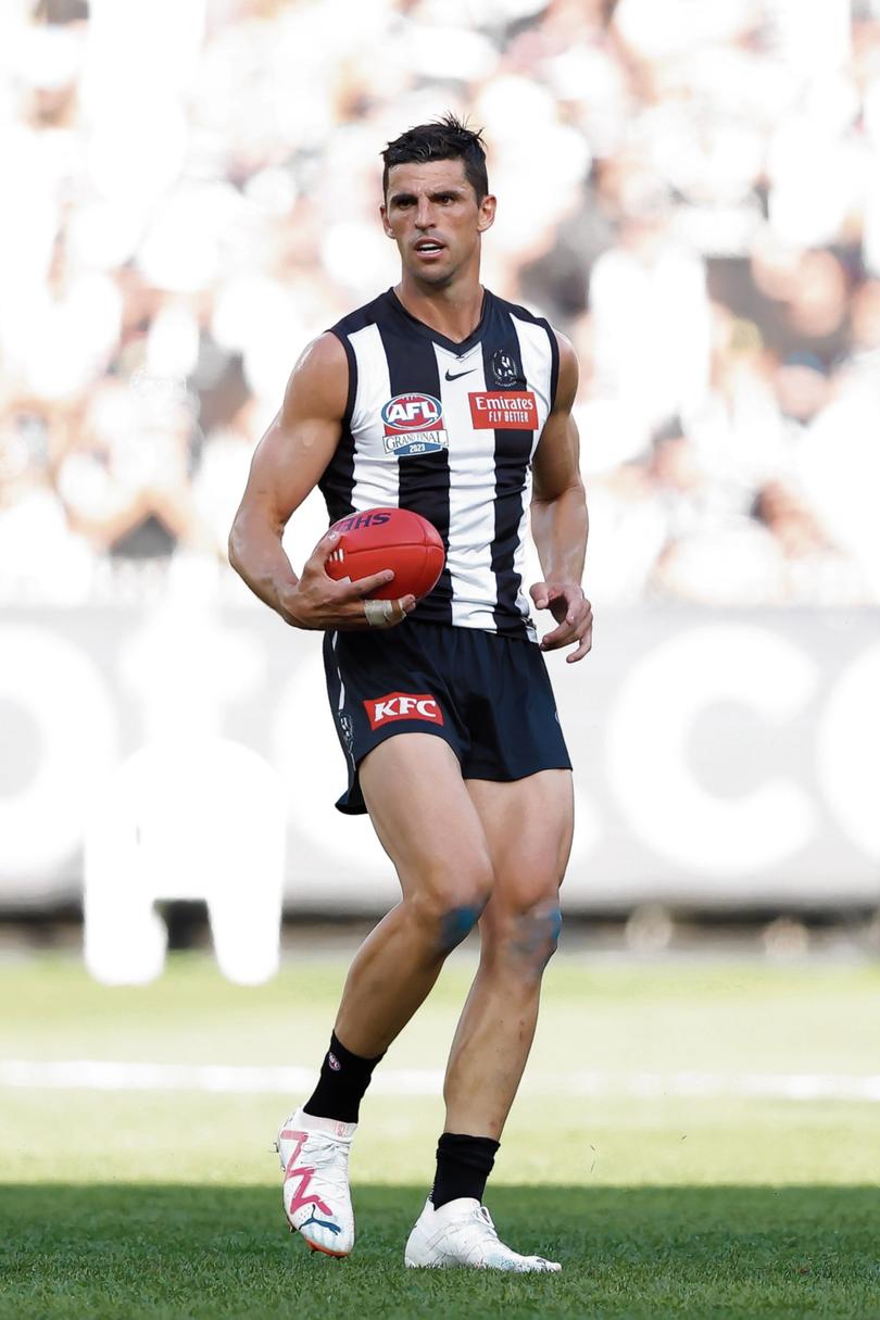 MELBOURNE, AUSTRALIA - SEPTEMBER 30: Scott Pendlebury of the Magpies looks on during the 2023 AFL Grand Final match between the Collingwood Magpies and the Brisbane Lions at the Melbourne Cricket Ground on September 30, 2023 in Melbourne, Australia. (Photo by Dylan Burns/AFL Photos via Getty Images)