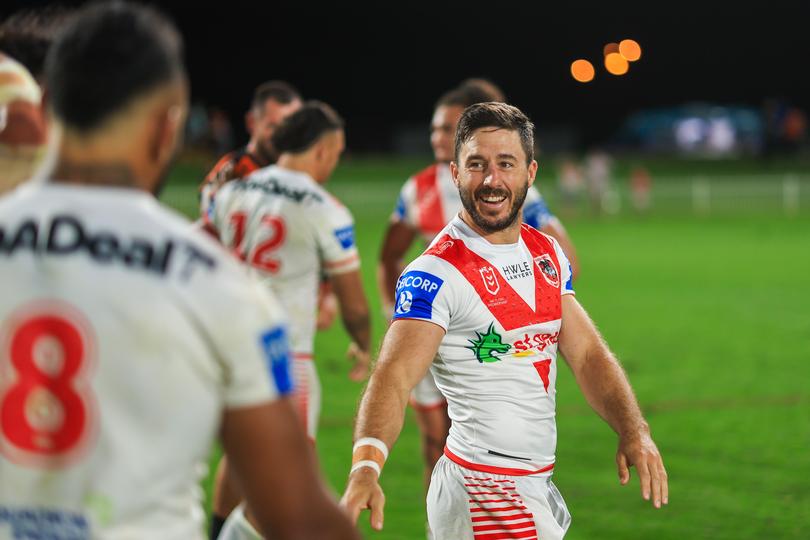 MUDGEE, AUSTRALIA - FEBRUARY 24: Ben Hunt of the Dragons celebrates victory during the NRL Pre-season challenge match between St George Illawarra Dragons and Wests Tigers at Glen Willow Sporting Complex on February 24, 2024 in Mudgee, Australia. (Photo by Mark Evans/Getty Images)