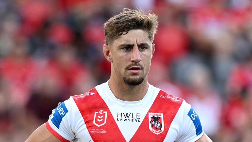 Dragons skipper Ben Hunt says Zac Lomax wants to leave the club but has still been their top player.