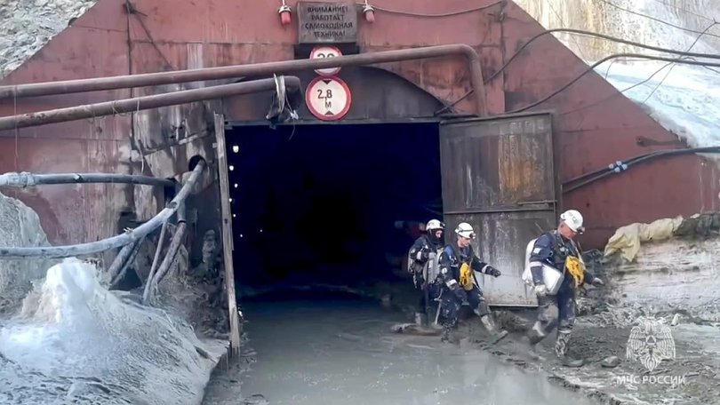 The miners were trapped on Monday by a rock fall at the Pioneer goldmine in the Amur region.