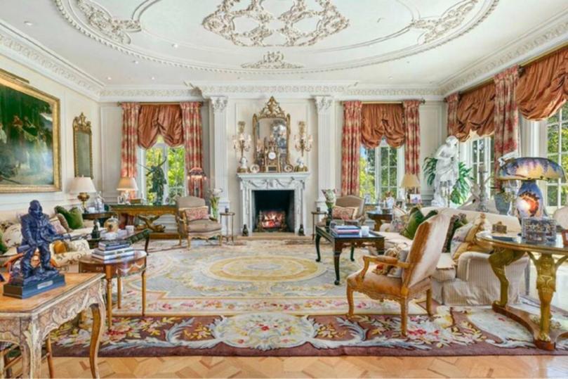 British music superstar Rod Stewart is offloading his 13-bedroom home in Los Angeles’ North Beverly Park with a reduced price tag.