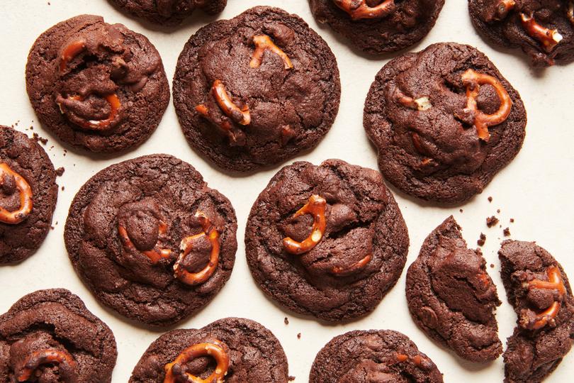 For these airy yet fudgy disks, you can switch-up the mix-ins with your favorite salty-sweet combination. 