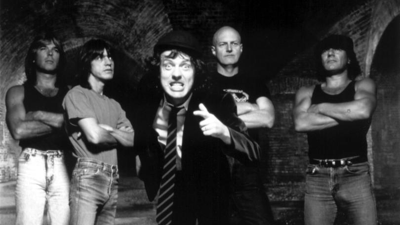 ACDC.