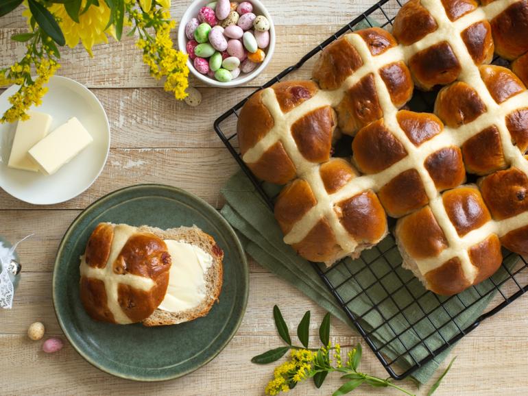 Sarah Di Lorenzo has a gluten-free hot cross bun recipe to share, so you can enjoy the little Easter treat too. 