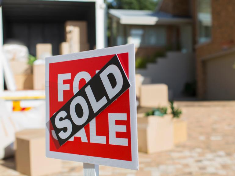 Looking to take advantage of Perth’s red-hot property market and offload an investment property? Here’s how to work out what you could have to pay in tax and how to keep more of the money for yourself.