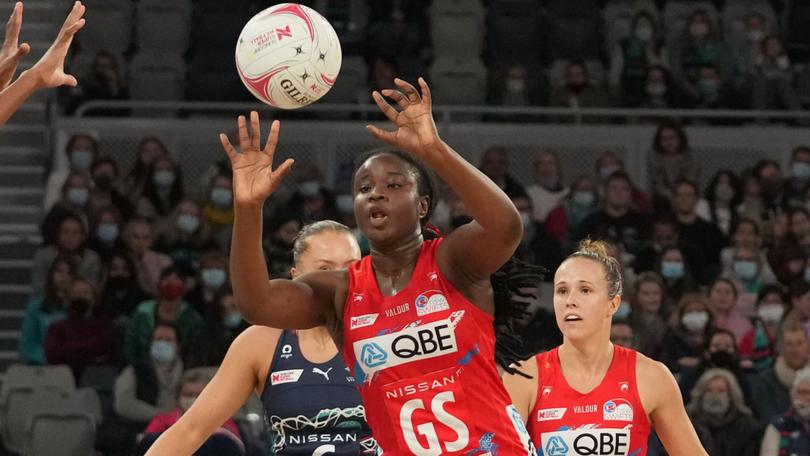 Samantha Wallace of the Swifts competes for the ball during the Super Netball Rd.10 match between the Melbourne Vixens and NSW Swifts at John Cain Arena in Melbourne, Saturday, July 10, 2021. (AAP Image/Scott Barbour) NO ARCHIVING, EDITORIAL USE ONLY