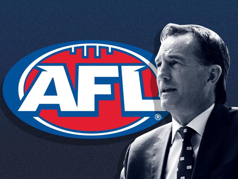 AFL chief Andrew Dillon and the governing body’s bureaucrats are under fire. 