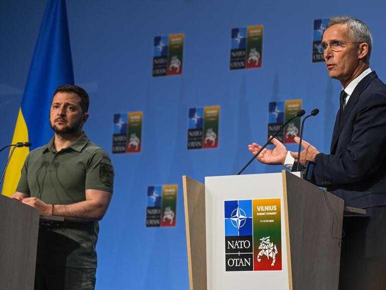 Secretary General of NATO Jens Stoltenberg, right, and President of Ukraine Volodymyr Zelenskyy.