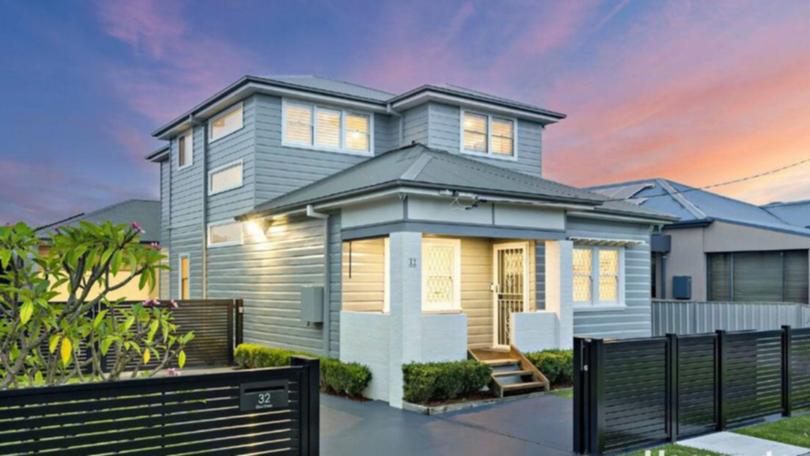 32 Gow Street in Hamilton North sold for a record-breaking $1.71 million with Harcourts Newcastle.