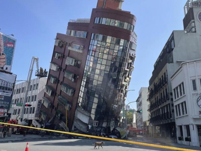 a leaning building after an earthquake