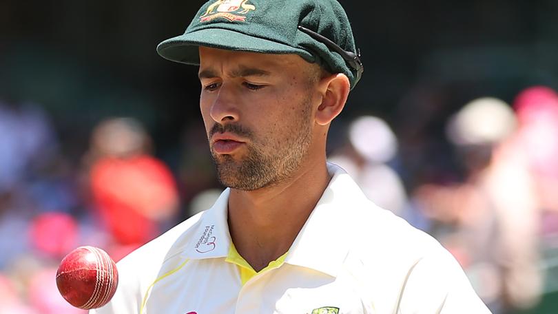 Ashton Agar has a big decision to make - but losing his national contract definitely doesn’t mean the end of his career, writes Mitchell Johnson.