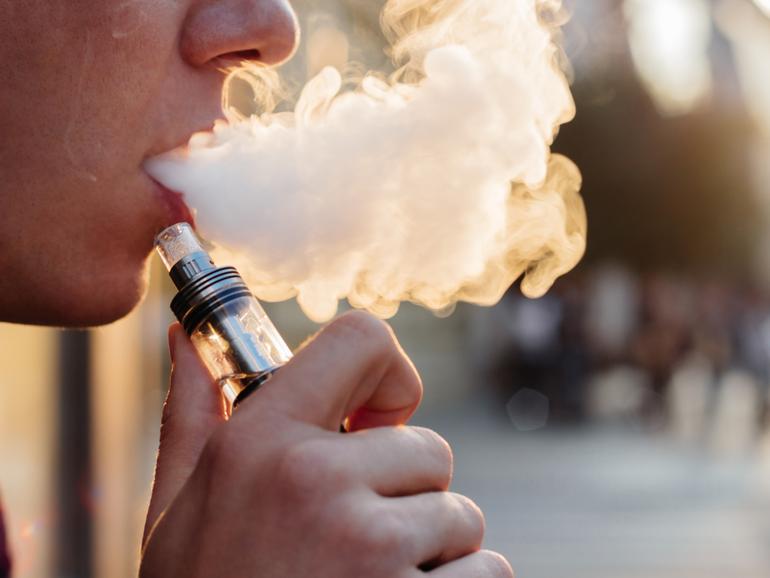 The Government’s regulatory regime to stop kids from smoking vapes has failed, according to a NSW inquiry.