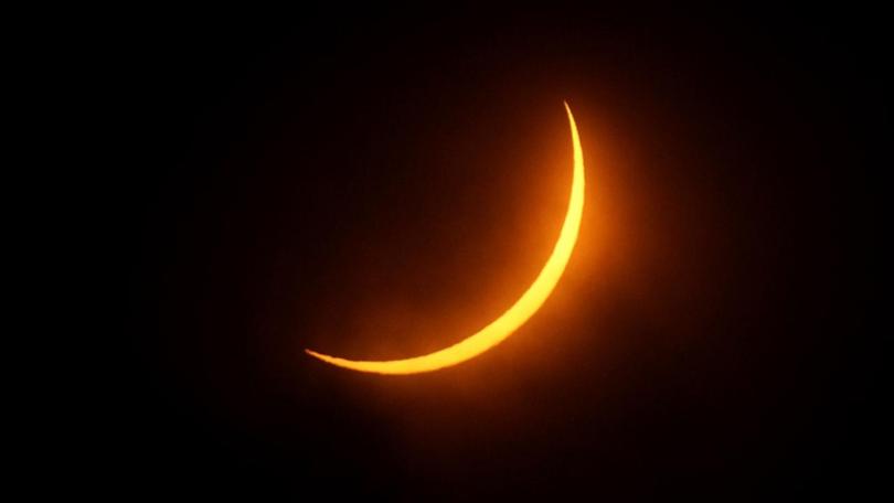 N America's total solar eclipse starts in Mexico