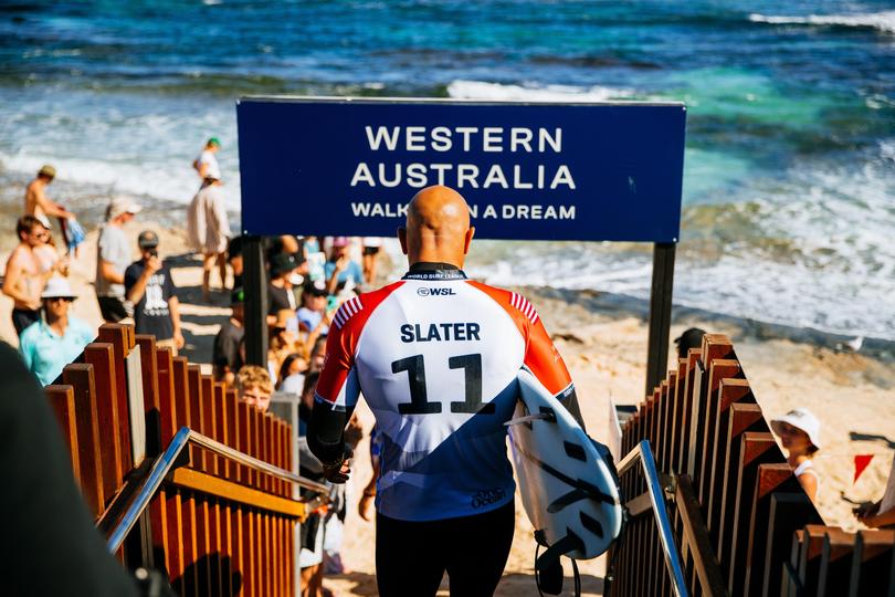 Kelly Slater prior to his heat. 