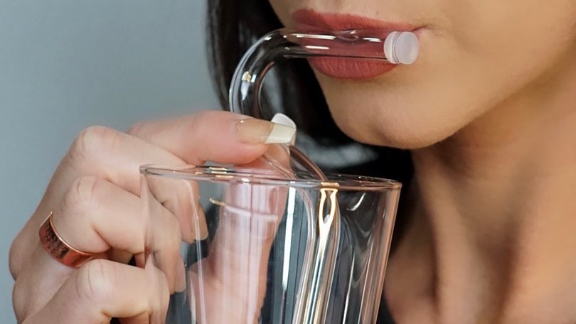 Our endless enthusiasm for sipping things through narrow tubes has birthed much innovation in the straw market, but it has also created a new anxiety: lip wrinkles. 