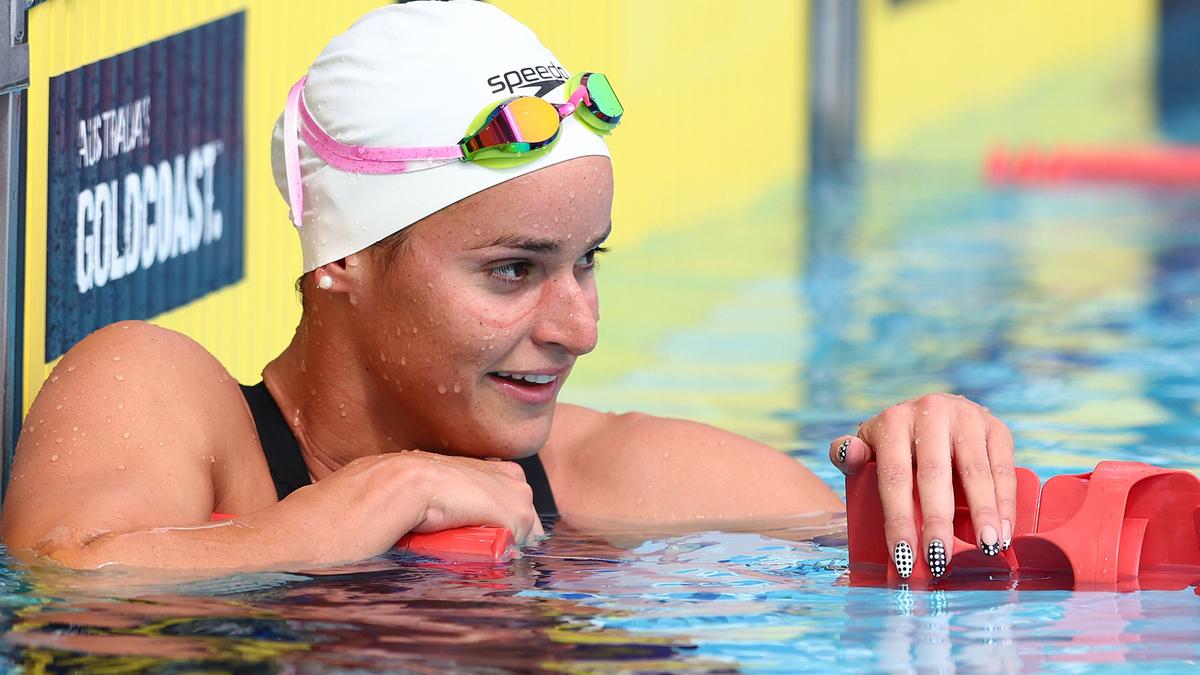 Swimming superstar Kaylee McKeown takes down a Stephanie Rice record ...