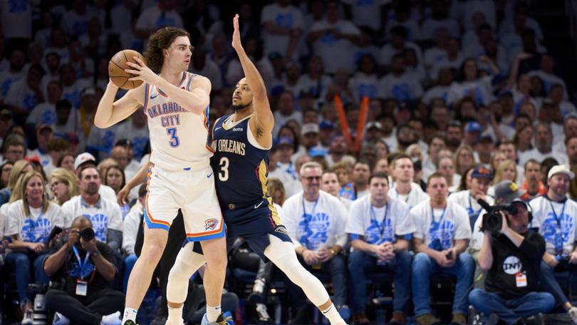 Josh Giddey sat out the end of the Thunders’ win in his first NBA playoff game.