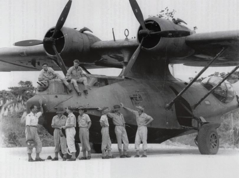 The nine-man rescue crew with the RAAF Catalina flying-boat A24-92 in 1944.