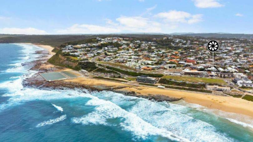 Ex-Silverchair star Daniel Johns is yet to find a buyer for a property in Merewether he bought back in 1996.