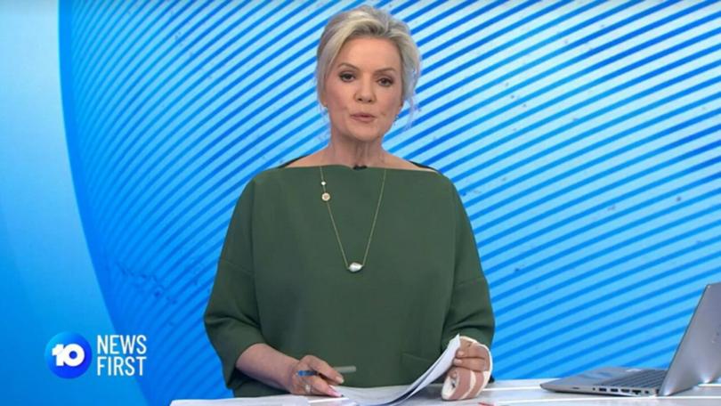 Newsreader Sandra Sully has appeared on air with a bandaged hand. Picture: Supplied / Channel 10