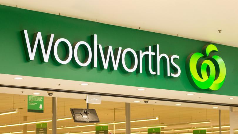 Woolworths has shut down its Everyday Pay QR payment options temporarily after scammers targeted some of its customers.