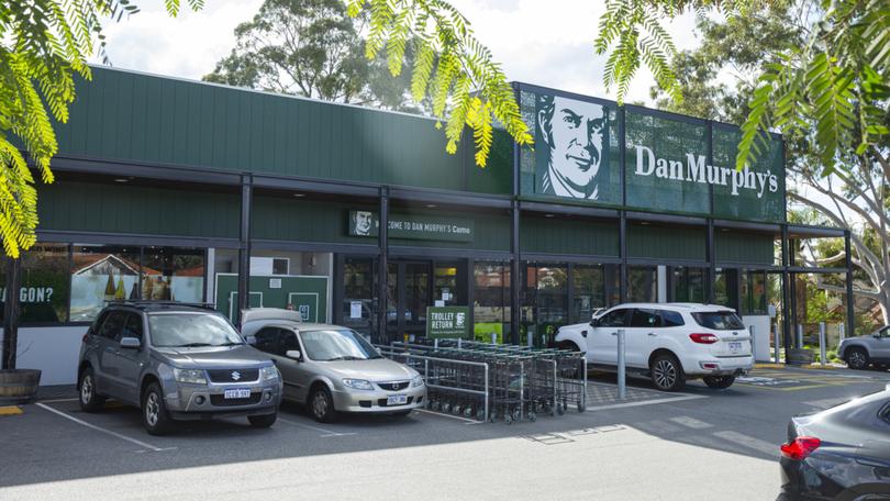 The sale of Endeavour shares in a block at $5.22 a share is set to raise Woolworths $468 million.