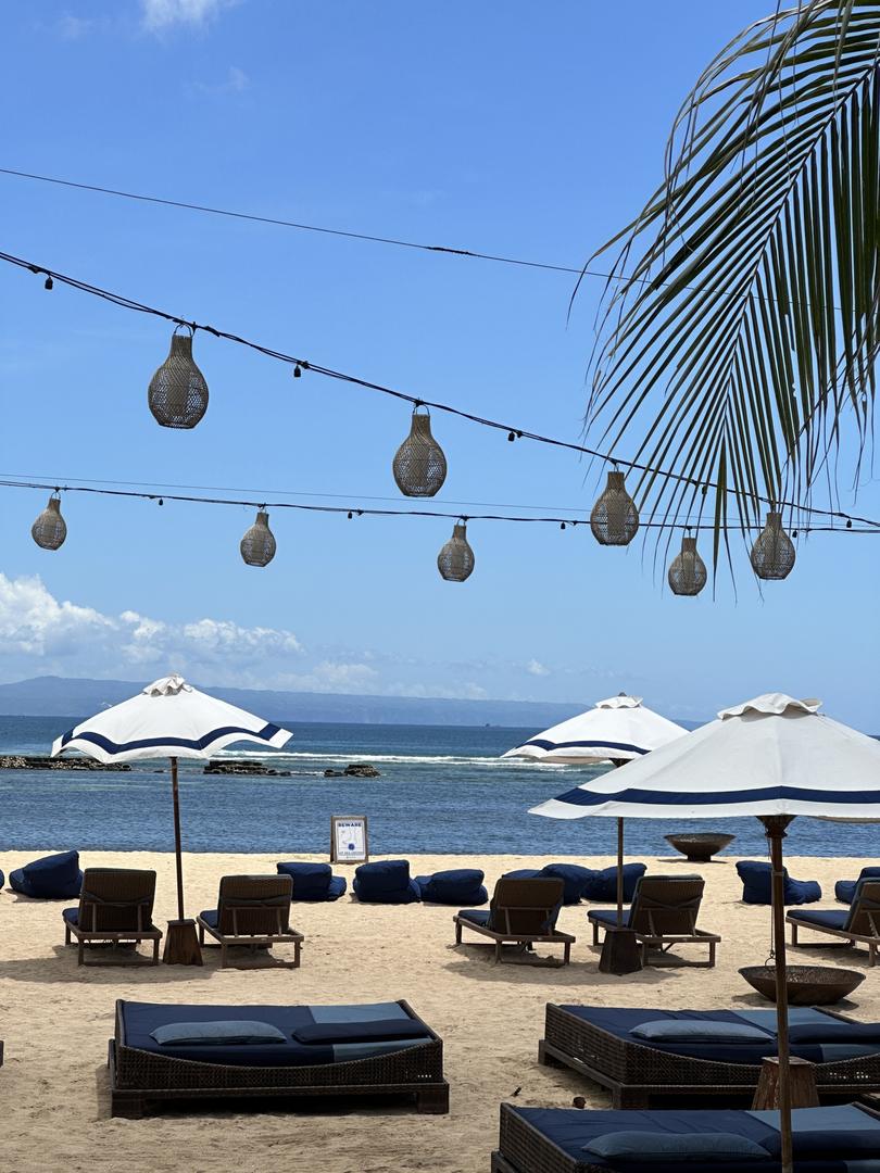 Manarai beach bar at Sofitel Bali Nusa Dua.