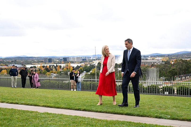 Australian Treasurer Jim Chalmers and Australian Finance Minister Katy Gallagher. 