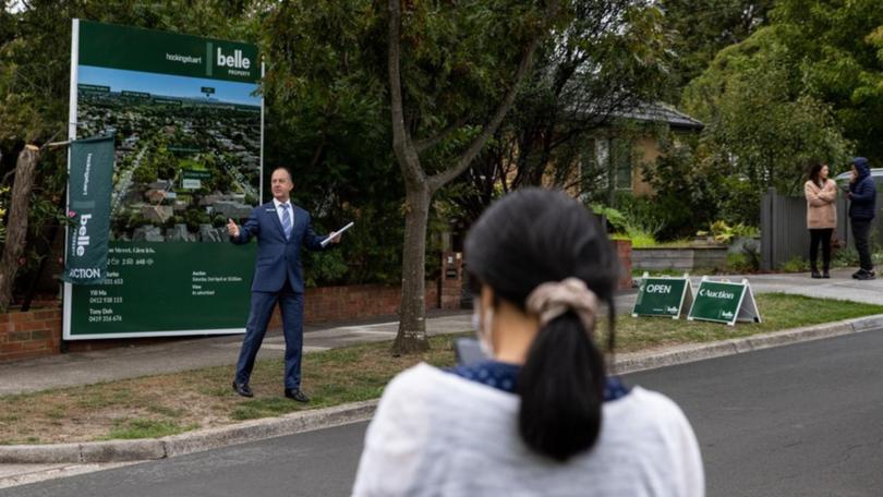 Minutes from the RBA's last meeting on interest rates will give an insight into future decisions. (Diego Fedele/AAP PHOTOS)