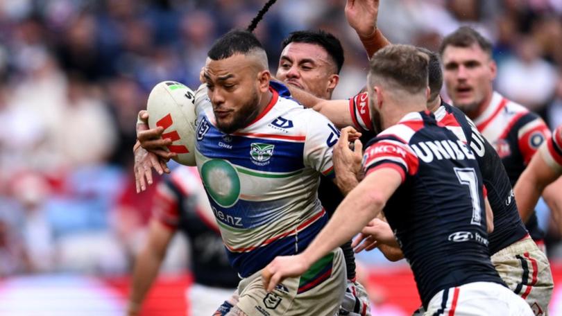 Addin Fonua-Blake (l) has accepted "full responsibility" for breaching club rules, the Warriors say. (Steven Markham/AAP PHOTOS)