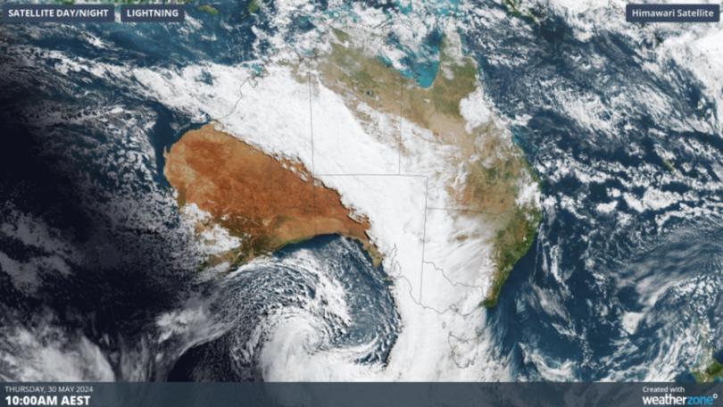 The northwest rain band stretching across the country, as of Thursday morning.