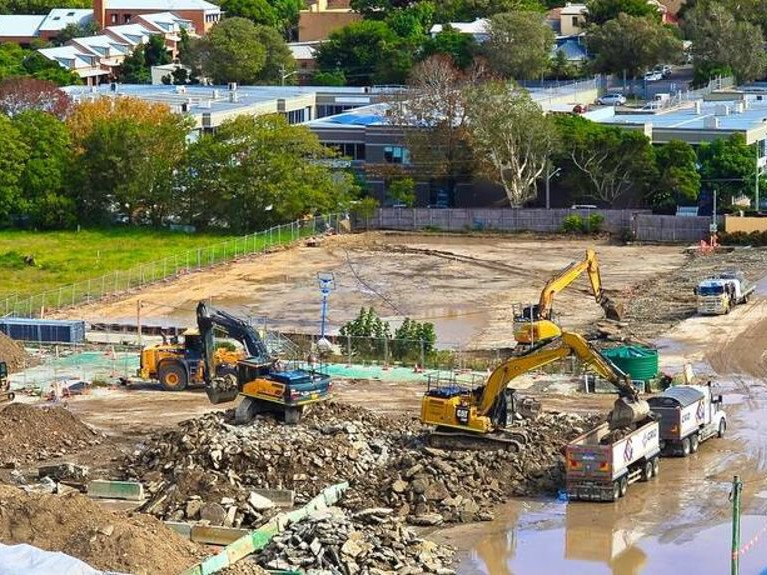 Sydney and Melbourne had the largest number of projects awaiting commencement, and almost 80 per cent of them were apartments.