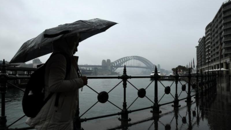 Sydney copped a month's worth of rain in a day. (Joel Carrett/AAP PHOTOS)