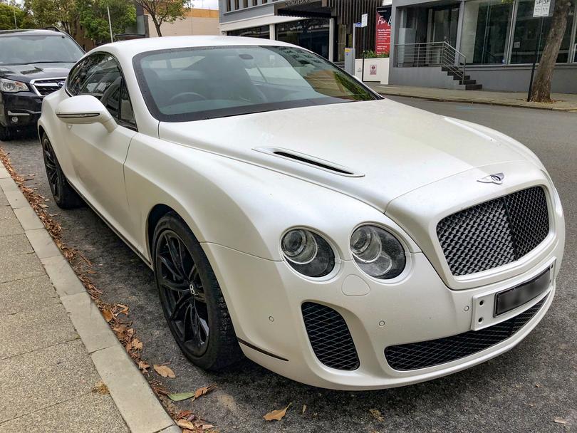 Two Perth residents are due to appear before the Perth Magistrates Court today (20 November 2020) following an organised crime investigation by Australian authorities that resulted in the seizure of more than $1 million cash and three luxury cars valued at more than $100,000 each.