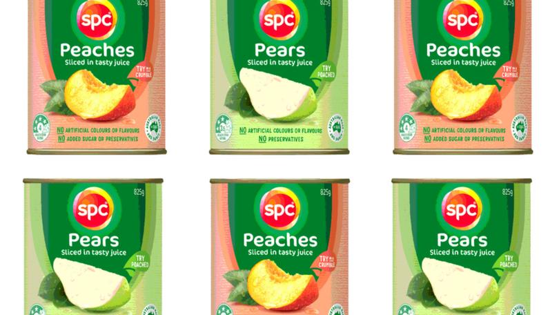 SPC will cut its peach and pear intake by more than 40 per cent, to the detriment of fruit growers. (Dan Peled/AAP PHOTOS) 