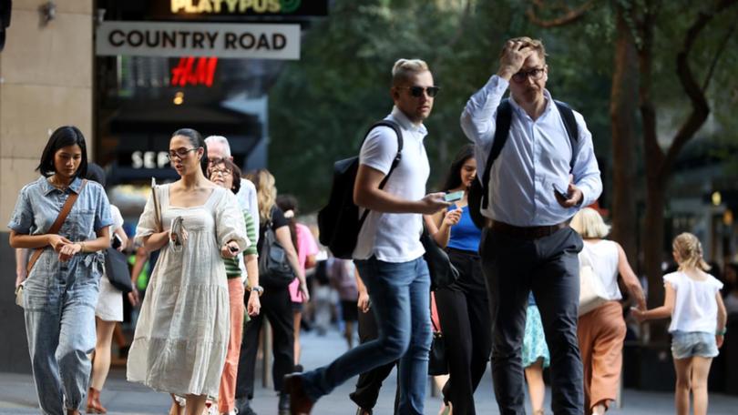 Busy shoppers and workers in Sydney.